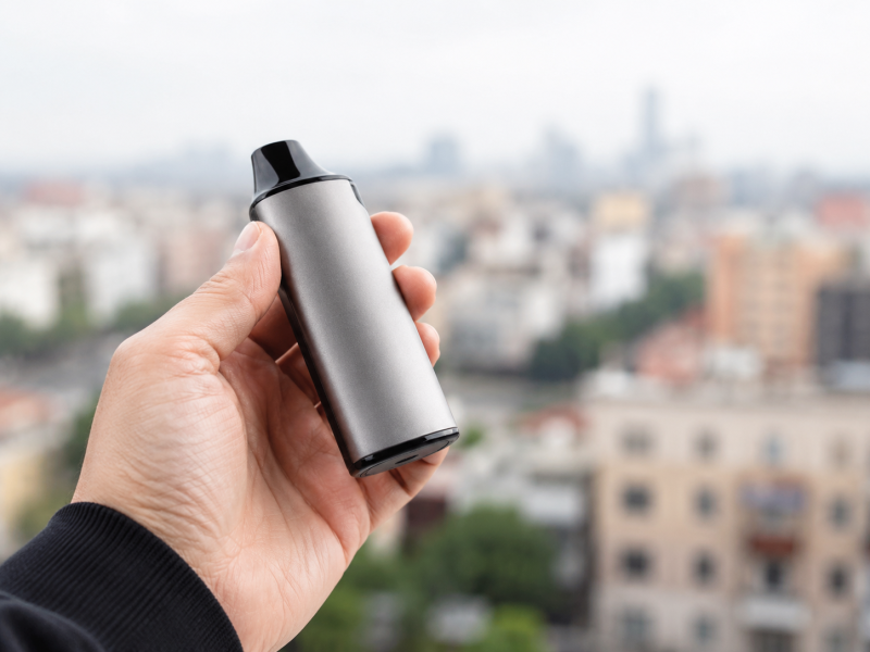 Consumer Trend Spotting for Vape Distributors: What to Verify Before You Buy