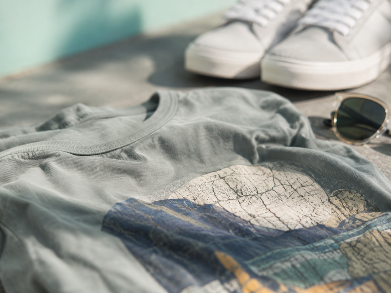 Why Is My Graphic Tee Cracking? 7 Fixes & When to Retire It