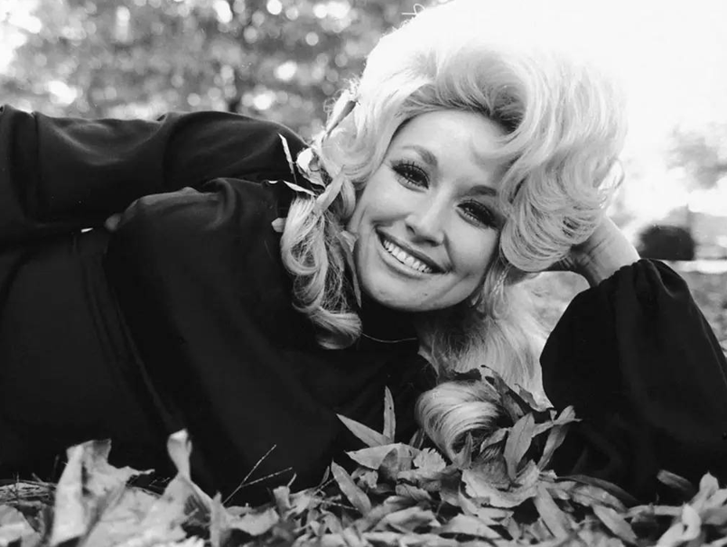 Remembering Country Music Legend Dolly Parton